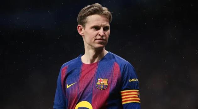 De Jong kh&ocirc;ng thể ra s&acirc;n ở trận đấu với .