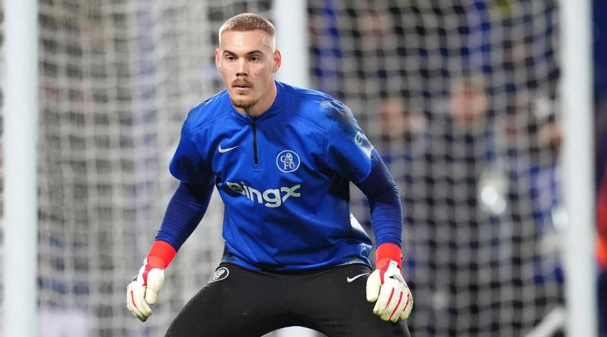 Filip Jorgensen &mdash; 6.0 điểm:&nbsp;Trở lại đội h&igrave;nh xuất ph&aacute;t cho trận đấu đầu ti&ecirc;n tại Champions League kể từ th&aacute;ng 10, nhưng phải rời s&acirc;n ngay sau giờ nghỉ do dường như gặp vấn đề về chấn thương.