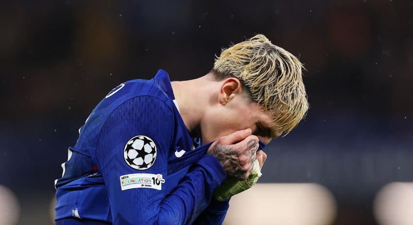 Alejandro Garnacho &mdash; 6.9:&nbsp;Tiếp tục nỗ lực kh&ocirc;ng ngừng, đ&oacute; l&agrave; điều kh&ocirc;ng ai c&oacute; thể ch&ecirc; tr&aacute;ch. Nhưng đ&acirc;y l&agrave; một m&agrave;n tr&igrave;nh diễn thiếu thuyết phục của Garnacho b&ecirc;n h&agrave;nh lang tr&aacute;i của Chelsea. Lối chơi của anh rất trực diện nhưng thường xuy&ecirc;n bị bắt b&agrave;i v&igrave; qu&aacute; dễ đo&aacute;n. Một điểm s&aacute;ng: anh rất chịu kh&oacute; di chuyển v&agrave; hỗ trợ khi kh&ocirc;ng c&oacute; b&oacute;ng.