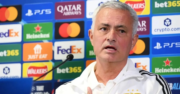 Mourinho tiếp tục c&oacute; những ph&aacute;t ng&ocirc;n g&acirc;y sốc.