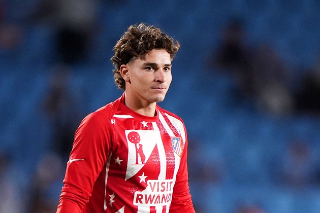 Ảnh bài viết Arsenal đại chiến Chelsea giành Julian Alvarez