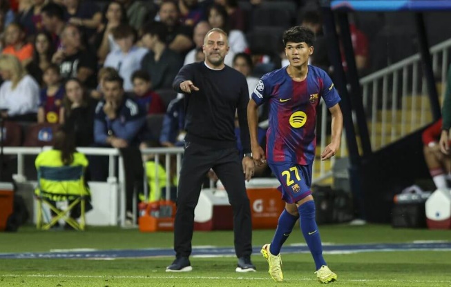 Dro Fernandez chưa c&oacute; nhiều cơ hội để thể hiện tại Barca.