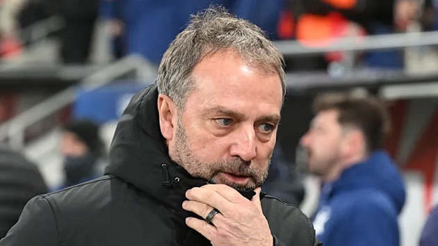 HLV Hansi Flick đang lạm dụng Pedri qu&aacute; nhiều