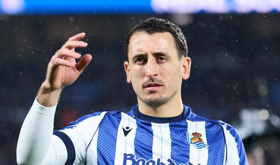 Oyarzabal kh&ocirc;ng phải l&agrave; thương vụ kh&ocirc;n ngoan của MU.