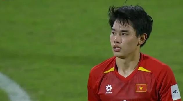 Ảnh bài viết HLV Kim Sang-sik lý giải nguyên nhân Đình Bắc nhận thẻ đỏ