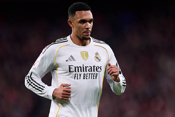 Ảnh bài viết Tin đồn chuyển nhượng sáng 24/1: Real giữ Alexander-Arnold; Arsenal săn Julian Alvarez