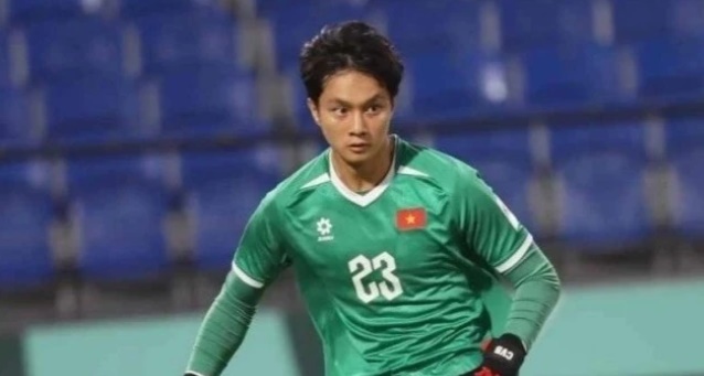 Văn B&igrave;nh trở th&agrave;nh người h&ugrave;ng của U23 Việt Nam.