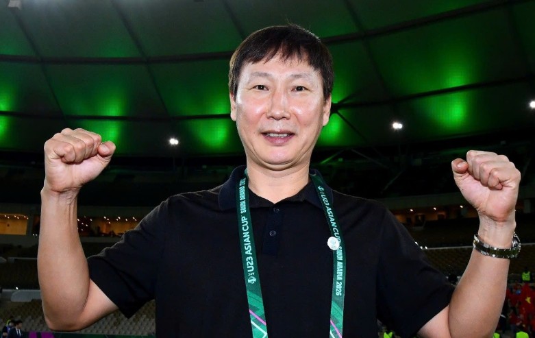 HLV Kim Sang-sik g&oacute;p c&ocirc;ng lớn gi&uacute;p U23 Việt Nam thi đấu ấn tượng ở giải U23 ch&acirc;u &Aacute;. Ảnh: VFF.