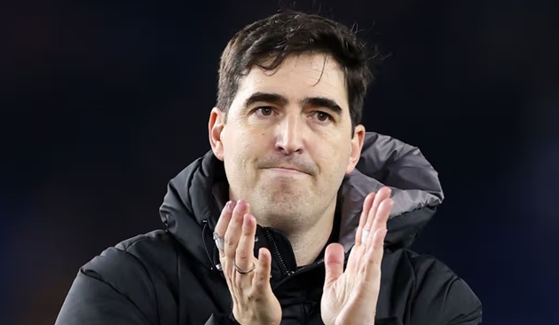  Iraola đ&aacute;nh gi&aacute; Liverpool rất cao.