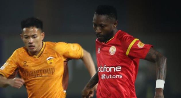 H&agrave;ng c&ocirc;ng 2 đội bế tắc trong suốt 90 ph&uacute;t thi đấu.