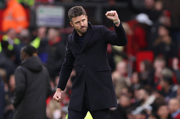 Michael Carrick vừa gi&uacute;p Manchester United c&oacute; chiến thắng thuyết phục trước Man City của Pep Guardiola.