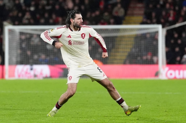 Ảnh bài viết Chấm điểm Liverpool: Szoboszlai rực sáng; Van Dijk công làm thủ phá