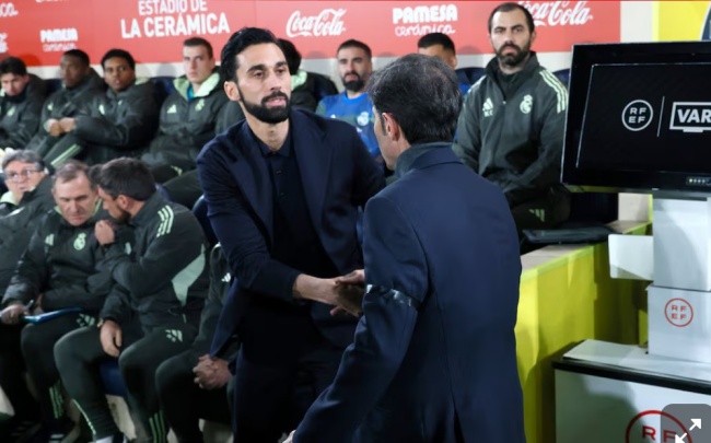 Ảnh bài viết HLV Arbeloa mặt lạnh lùng khi Mbappe ghi bàn