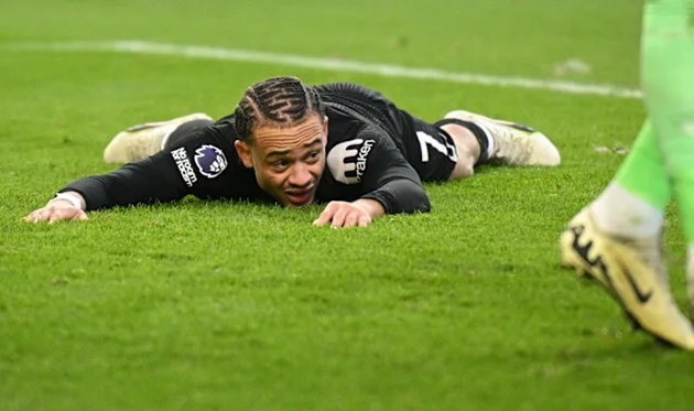 Tottenham chỉ thắng 2/14 trận ở Ngoại hạng Anh gần đ&acirc;y.