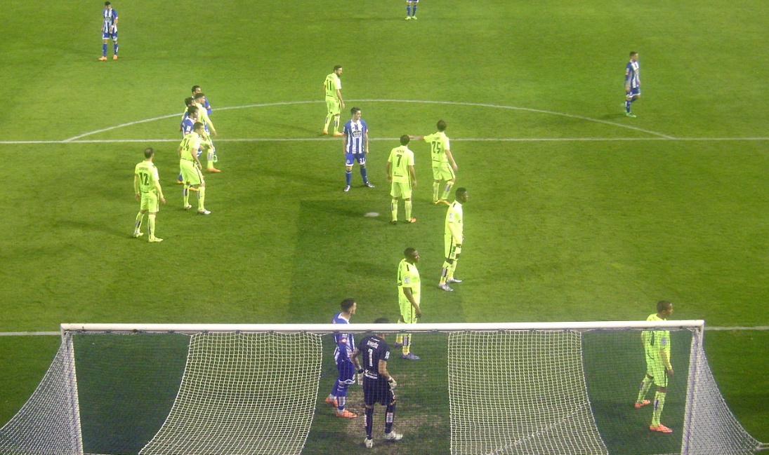 Một trận đấu giữa Deportivo de La Coruna vs Levante.