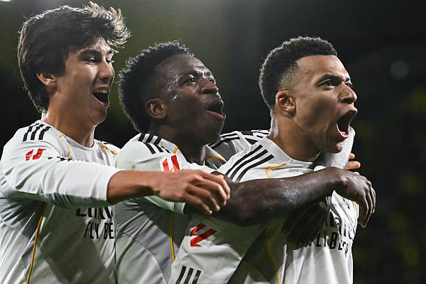 Ảnh bài viết Real Madrid thắng Villarreal nhưng còn đó 3 câu hỏi lớn