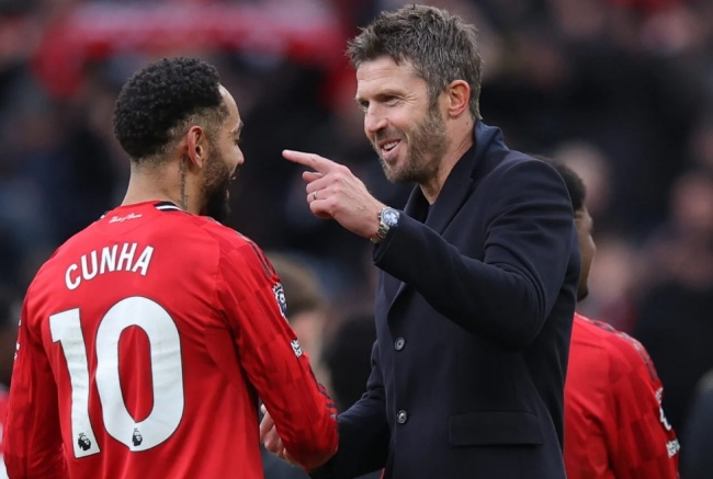 Ảnh bài viết Carrick dùng Matheus Cunha giải mã hàng thủ Arsenal