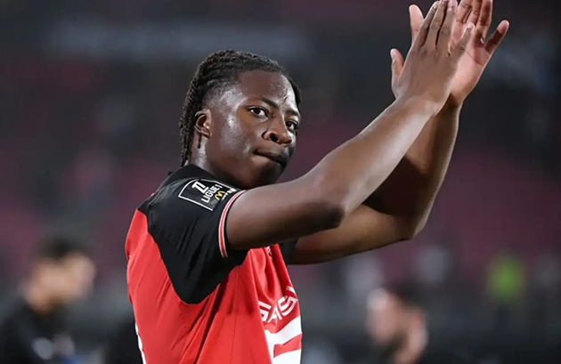 Meite lọt v&agrave;o tầm ngắm của Man Utd.