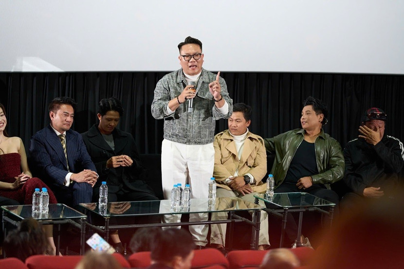 Đạo diễn Trần H&ograve;a B&igrave;nh chia sẻ về phim.