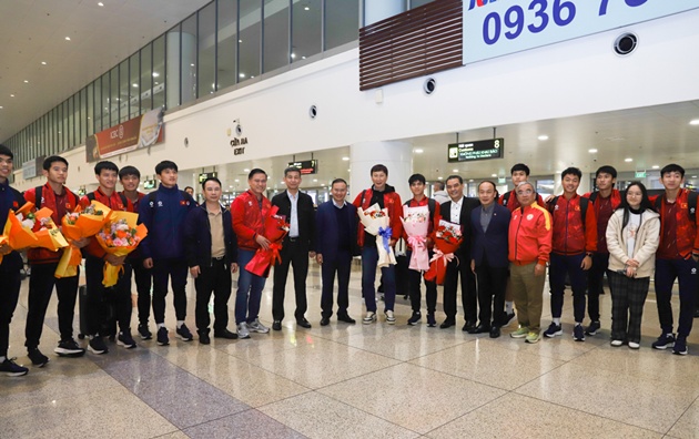 U23 Việt Nam được truyền th&ocirc;ng Đ&ocirc;ng Nam &Aacute; khen ngợi d&ugrave; đ&atilde; trở về nước. Ảnh: VFF