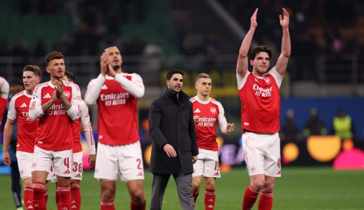 Arsenal như một cỗ m&aacute;y đ&aacute;ng sợ.