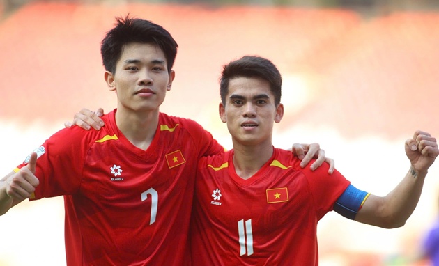 Đ&igrave;nh Bắc v&agrave; Văn Khang hứa hẹn trở th&agrave;nh trụ cột của ĐTQG.