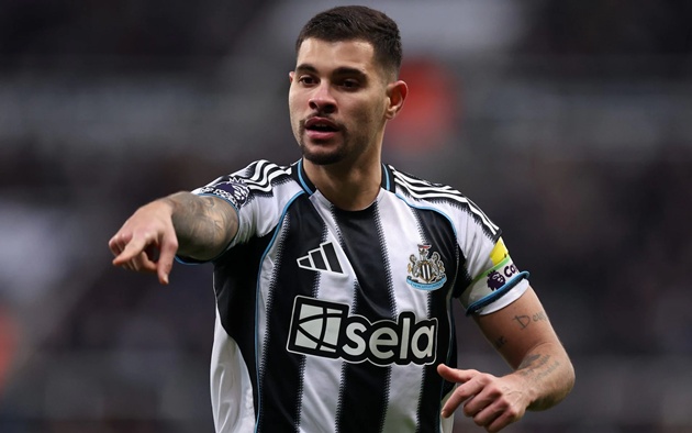 Bruno Guimaraes vắng mặt ở thất bại trước Aston Villa.