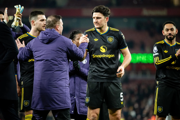 Maguire xứng đáng được MU giữ lại Old Trafford.