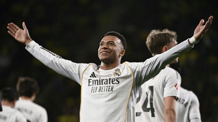 Ảnh bài viết Thống kê cuối tuần: Mbappe sánh ngang Ronaldo; MU phá dớp 21 năm tại Arsenal