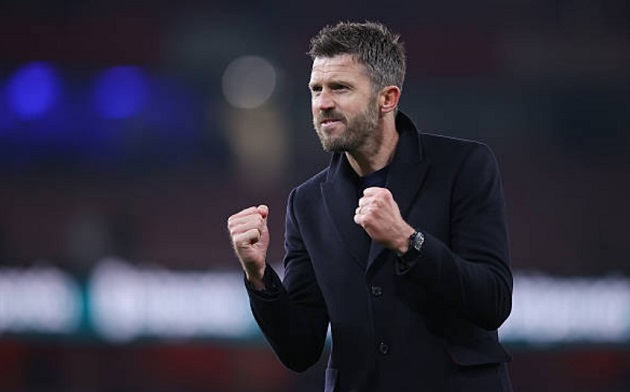 Trong khi đó, Michael Carrick cho thấy sự mát tay khi thắng cả hai đội bóng đầu bảng là Man City và Arsenal trong những vòng đấu gần đây.