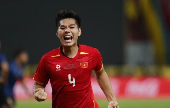 Hiểu Minh tỏa s&aacute;ng ở U23 Việt Nam.