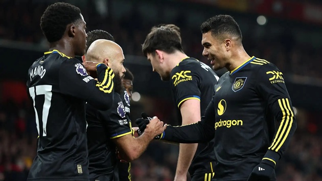 Man Utd khiến Ngoại hạng Anh kh&oacute; lường sau khi thắng Man City v&agrave; Arsenal.