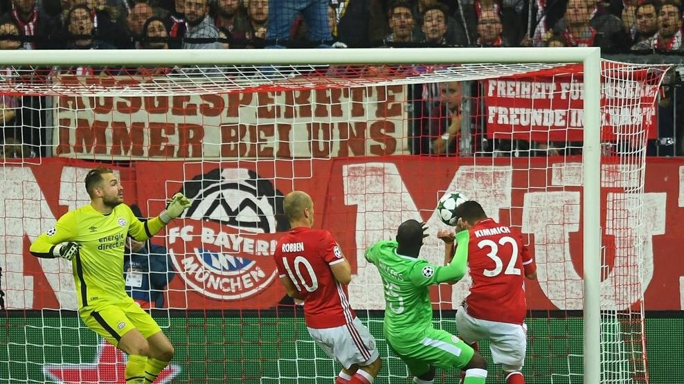 Bayern Munich c&oacute; lịch sử đối đầu vượt trội trước PSV.