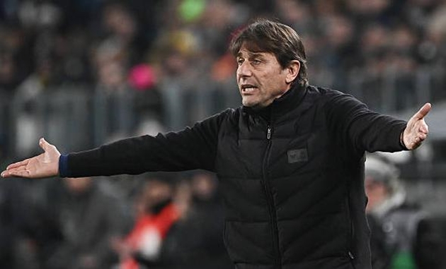 Thầy trò Antonio Conte buộc phải đánh bại Chelsea.