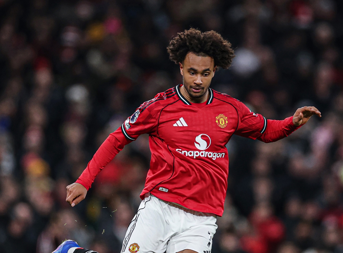 Zirkzee lọt v&agrave;o tầm ngắm của Tottenham. 