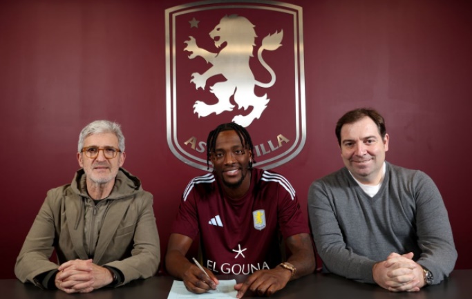 C&aacute; nh&acirc;n Abraham cũng khao kh&aacute;t chứng tỏ bản th&acirc;n nơi qu&ecirc; nh&agrave;.