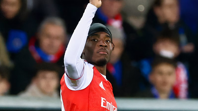 Madueke v&agrave; c&aacute;c cầu thủ tấn c&ocirc;ng của Arsenal cho thấy sự thiếu hiệu quả.