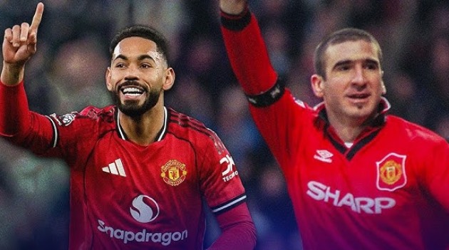 Cunha khiến NHM nhớ đến h&igrave;nh ảnh Eric Cantona ki&ecirc;u h&atilde;nh năm n&agrave;o.