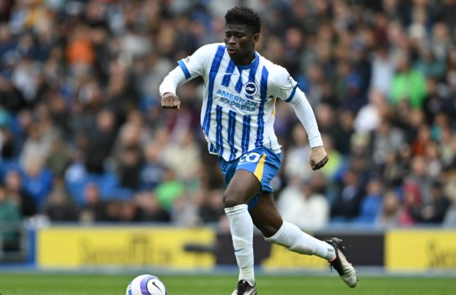 Baleba c&oacute; thể lấp đầy khoảng trống m&agrave; Casemiro để lại ở MU.