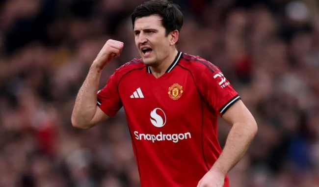 Ảnh bài viết Harry Maguire thăng hoa nhưng MU vẫn do dự gia hạn
