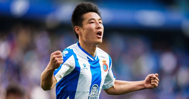 Wu Lei từng c&oacute; nhiều năm kho&aacute;c &aacute;o Espanyol tại La Liga.