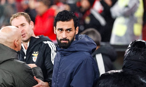 Vẻ mặt thất vọng của Arbeloa sau trận thua.