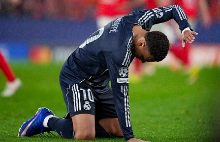 Ảnh bài viết Những cú sốc sau lượt trận cuối C1: Real - PSG văng khỏi Top 8, Napoli bị loại