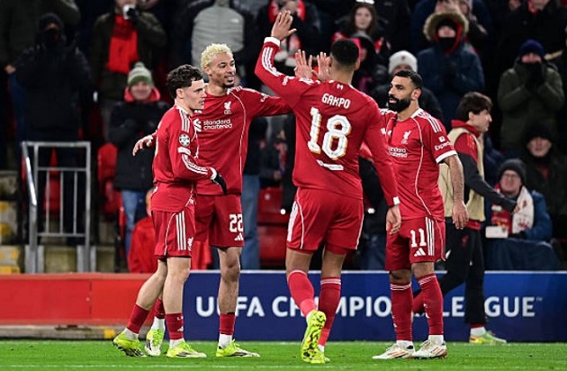 Liverpool tận dụng tốt lợi thế s&acirc;n nh&agrave; để đ&aacute;nh bại Qarabag với tỷ số 6-0. Họ khởi đầu v&ograve;ng ph&acirc;n hạng chật vật nhưng nước r&uacute;t kh&aacute; tốt v&agrave; kết th&uacute;c với số điểm 18.