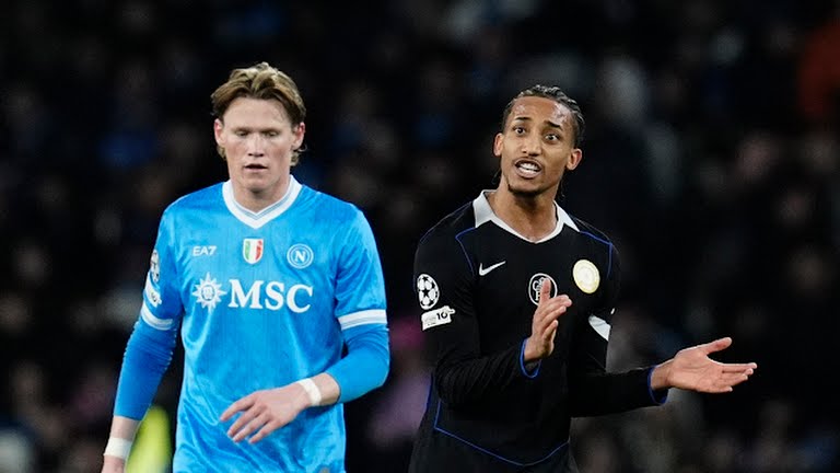 Ảnh bài viết McTominay thất vọng nhìn Pedro loại Napoli khỏi C1