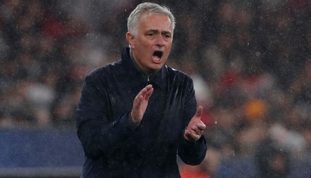 Ảnh bài viết Sau đêm điên rồ ở Lisbon, ai còn dám nói Mourinho đã hết thời?