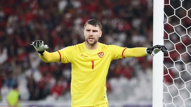 Ảnh bài viết Ajax mua "hớ" thủ môn tuyển Indonesia