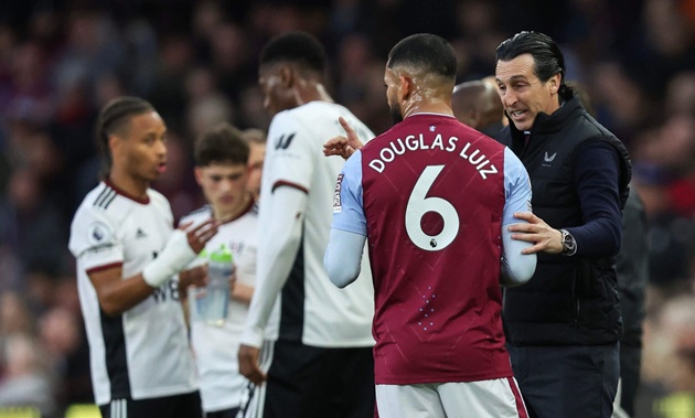 Luiz hiểu r&otilde; chiến thuật của Emery.