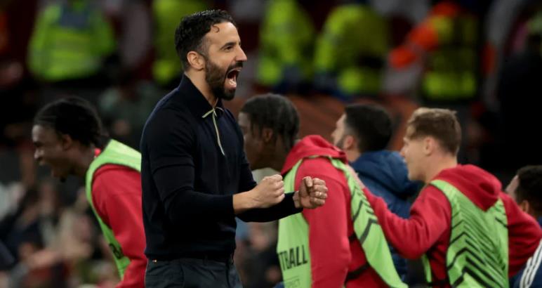 Amorim cũng c&oacute; những khoảnh khắc thăng hoa c&ugrave;ng MU.