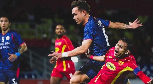Ảnh bài viết Thua đau ở Malaysia, CAHN dốc toàn lực đua vô địch V-League